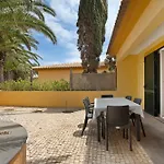 Vakantiehuis Casa De Ferias A 75 Metros Da