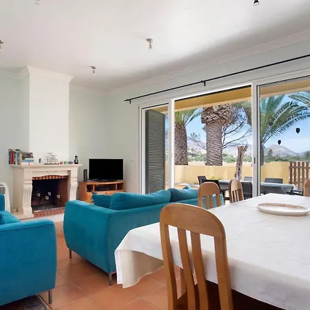 بيت للعطل Casa De Ferias A 75 Metros Da Campo de Baixo