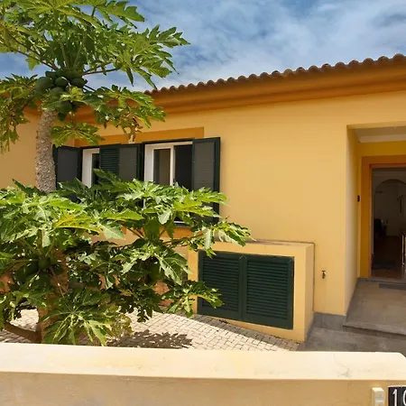 度假居 Casa De Ferias A 75 Metros Da *