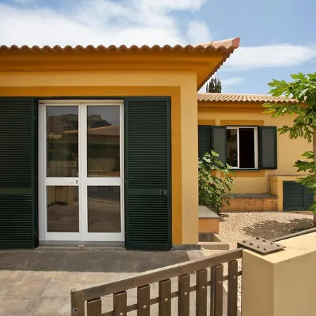 Casa De Ferias A 75 Metros Da Ferienhaus *